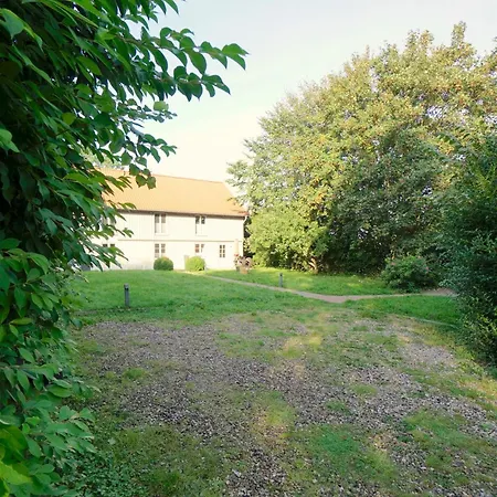 アパート An Der Linde